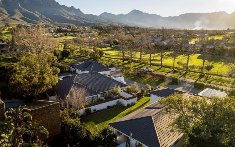 8 Bedroom Property for Sale in Somerset West Western Cape